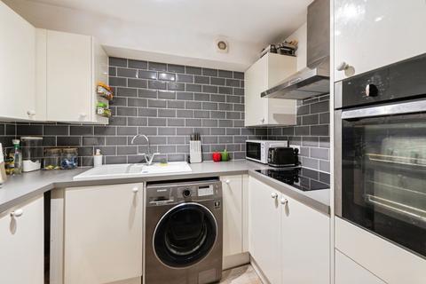 1 bedroom flat for sale, Lawrence Road, SOUTHSEA, Hampshire, PO5