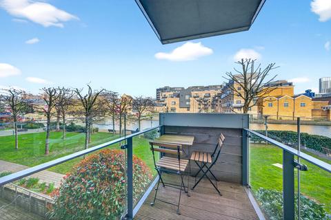 2 bedroom flat for sale, Graham Street, London N1