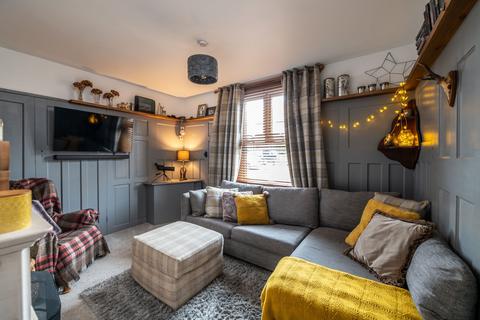 undefined, New North Road, Reigate, RH2