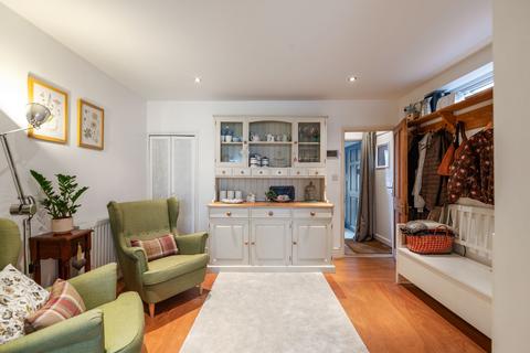 undefined, New North Road, Reigate, RH2