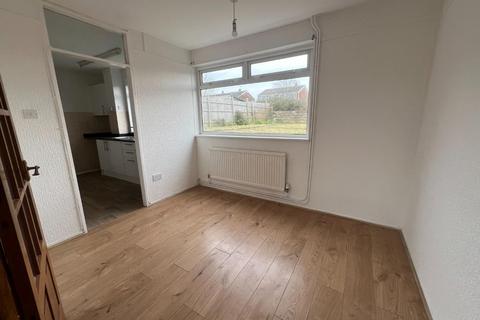 3 bedroom house to rent, St. Illtyds Road, Bridgend