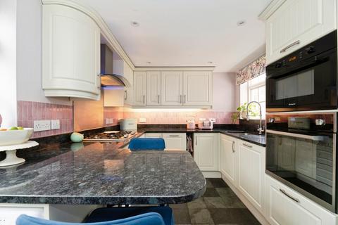 3 bedroom detached house for sale, Lower Road, Little Bookham, Surrey, KT23
