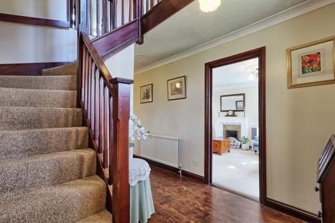 6 bedroom detached house for sale, Inchbonnie Road, Chelmsford CM3