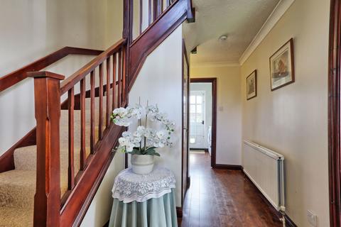 6 bedroom detached house for sale, Inchbonnie Road, Chelmsford CM3