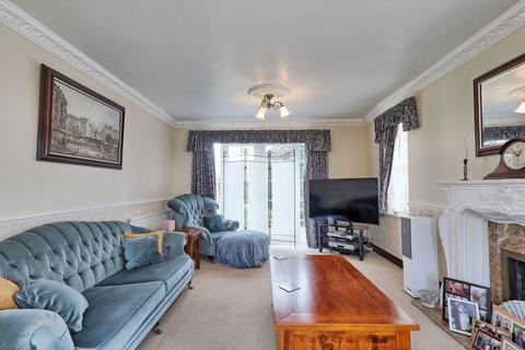 6 bedroom detached house for sale, Inchbonnie Road, Chelmsford CM3
