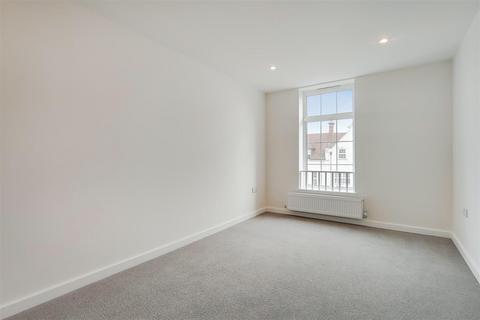 1 bedroom flat to rent, High Street, Wealdstone, Harrow
