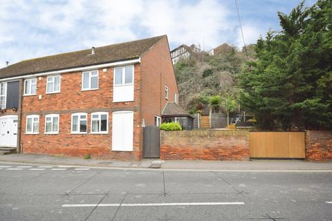 2 bedroom end of terrace house for sale, The Strand, East Sussex TN31