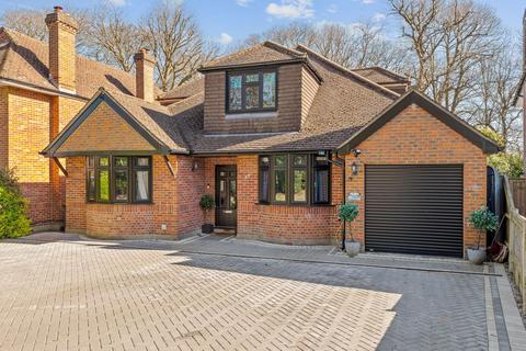 5 bedroom detached house for sale, Tangier Way, Tadworth KT20