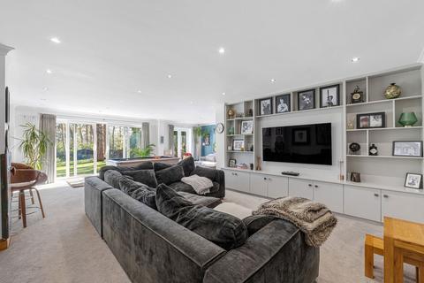 5 bedroom detached house for sale, Tangier Way, Tadworth KT20
