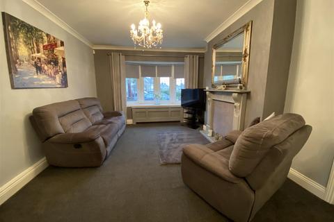 3 bedroom end of terrace house for sale, Chadway, Dagenham