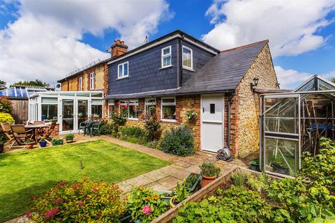 undefined, Stoneleigh Road, Limpsfield Chart