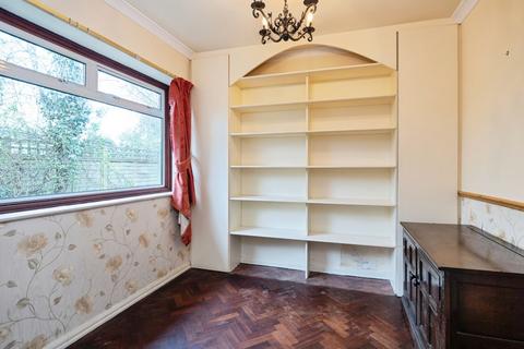 2 bedroom bungalow for sale, Hackwood, Robertsbridge, East Sussex, TN32