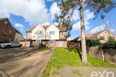 4 bedroom semi-detached house for sale, Rosemount Gardens, Maidstone ME14