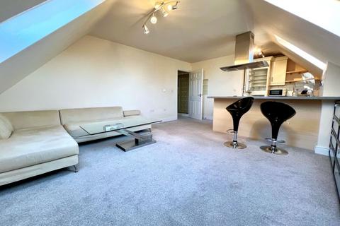 2 bedroom apartment to rent, Addlestone, Surrey, KT15