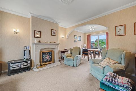 4 bedroom semi-detached house for sale, Kendrick Drive, Oadby, LE2