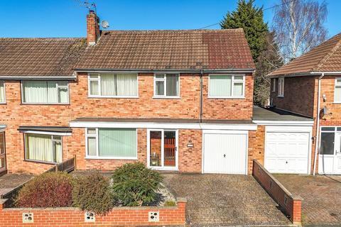 4 bedroom semi-detached house for sale, Kendrick Drive, Oadby, LE2