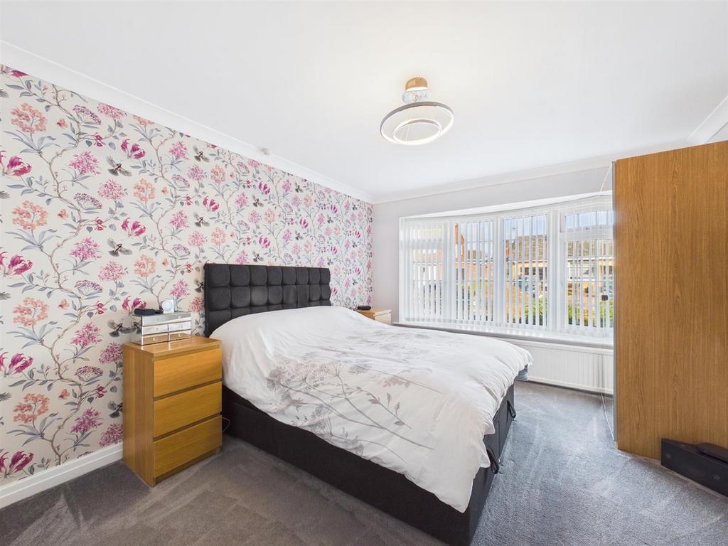 Bedroom: