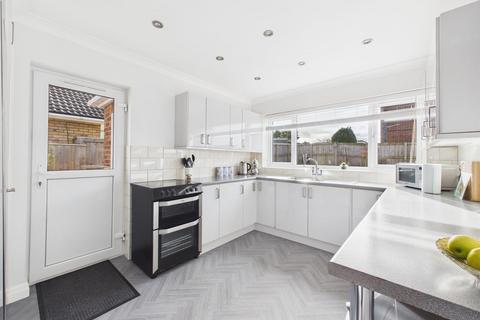 3 bedroom detached bungalow for sale, Beech Drive, Bridlington