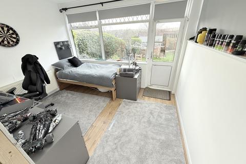 4 bedroom terraced house for sale, Windsor Drive, Barnet EN4