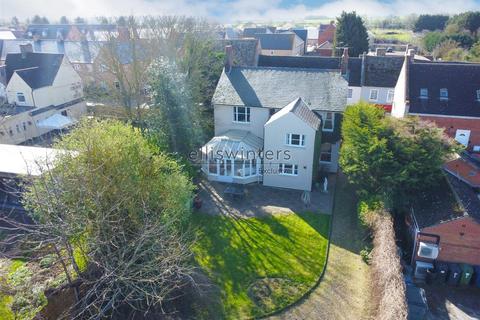 5 bedroom detached house for sale, High Street, Fenstanton