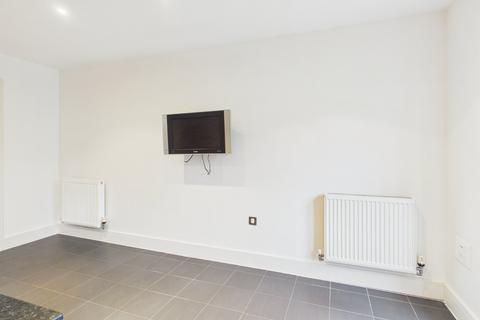 4 bedroom end of terrace house to rent, North Close, Beaconsfield, Buckinghamshire, HP9