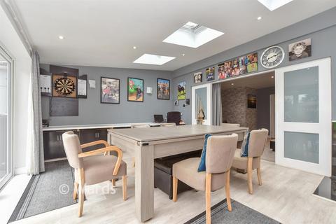 3 bedroom link detached house for sale, Shrubcote, Tenterden TN30
