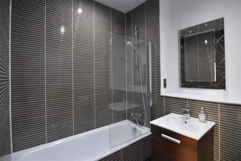 2 bedroom apartment to rent, Honduras Wharf, 52 Summer Lane, Birmingham