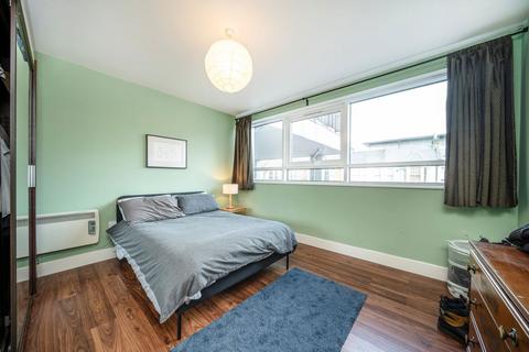 undefined, Richmond Road, London E8