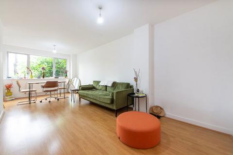 undefined, Shacklewell Lane, London E8