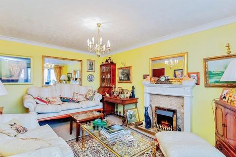 4 bedroom detached bungalow for sale, Roman Bank, Moulton Seas End, Spalding
