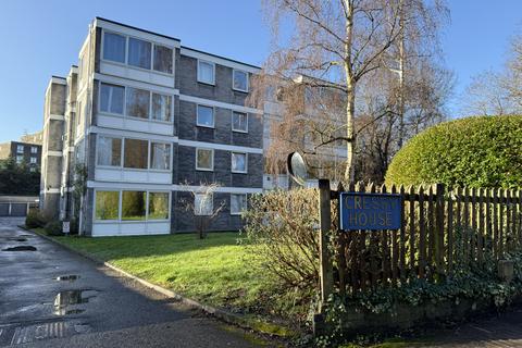 2 bedroom flat for sale, Queens Ride, London SW13