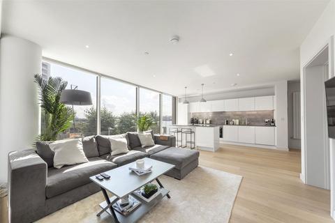 1 bedroom flat to rent, Admiralty Avenue, London E16
