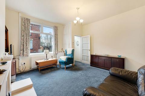 3 bedroom end of terrace house for sale, Peace Street, Manchester M29