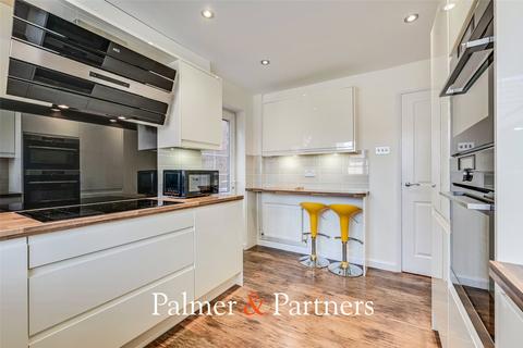 undefined, Lakin Close, Chelmsford CM2
