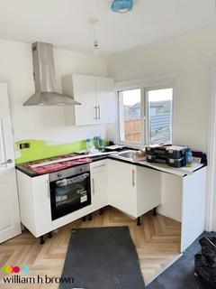 2 bedroom bungalow to rent, Sea Way, Jaywick, CLACTON-ON-SEA