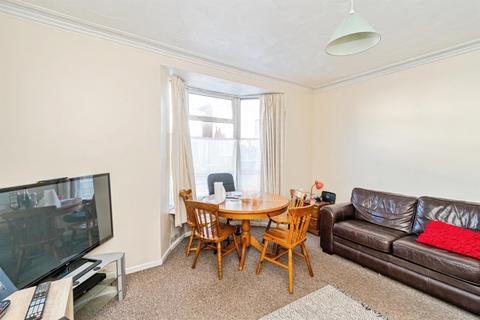 4 bedroom end of terrace house for sale, Avenue Road, Southampton