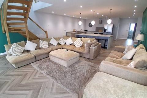 3 bedroom detached house to rent, Rest Haven, Coast Road, Ulverston