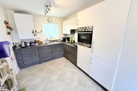 2 bedroom end of terrace house for sale, Domville Close, London N20