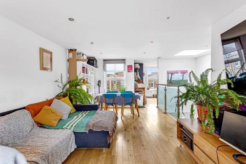 1 bedroom flat for sale, Mountgrove Road, Highbury N5