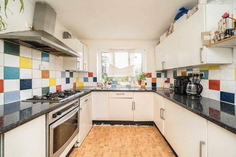 3 bedroom house for sale, Bourke Close, London SW4