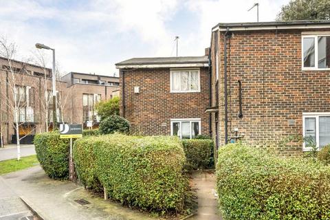 Bourke Close, London SW4