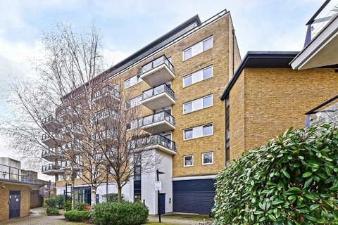 Smugglers Way, London SW18