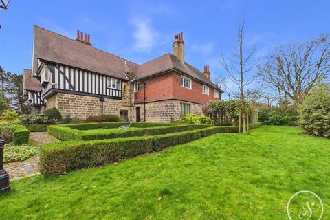 undefined, Allerton Park, Leeds