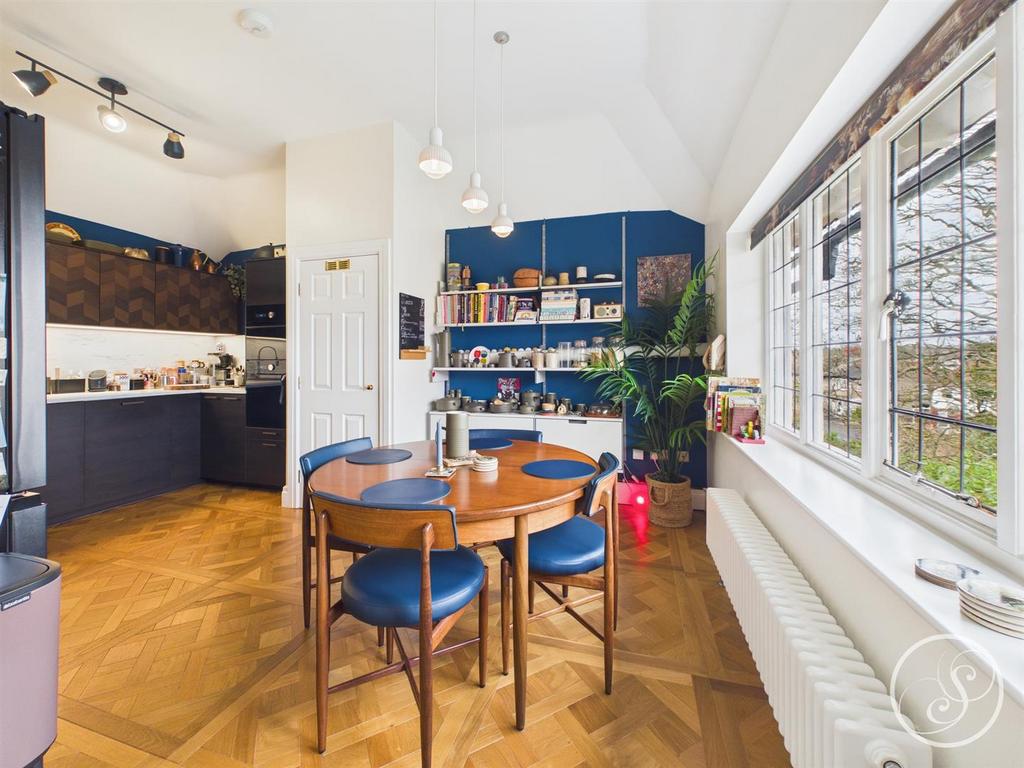 Kitchen diner