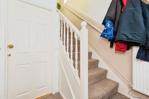 2 bedroom end of terrace house for sale, Sealand Close, Sale, Greater Manchester, M33