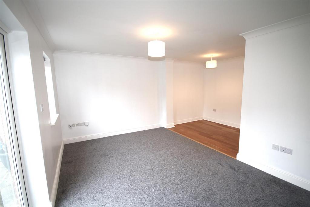 Living Room d.JPG
