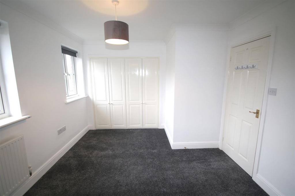 Bedroom 1a.JPG