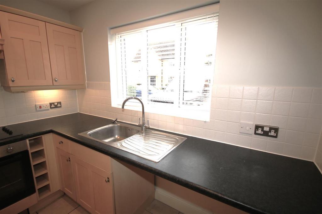 Kitchen c.JPG