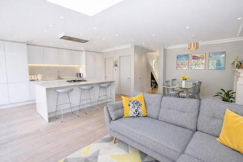4 bedroom semi-detached house for sale, Gassiot Way, Sutton SM1