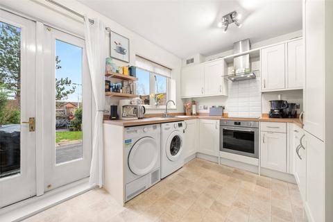 2 bedroom terraced house for sale, Pakenham Road, Berkshire RG12